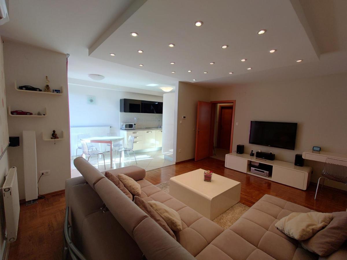 Apartman Mare Nostrum**** Apartment ริเยกา ภายนอก รูปภาพ