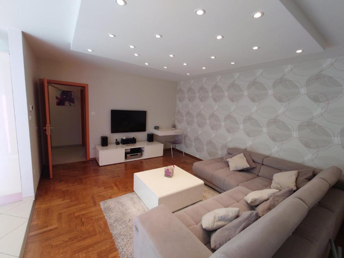 Apartman Mare Nostrum**** Apartment ริเยกา ภายนอก รูปภาพ