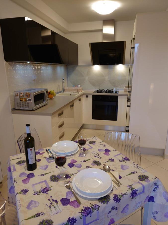 Apartman Mare Nostrum**** Apartment ริเยกา ภายนอก รูปภาพ